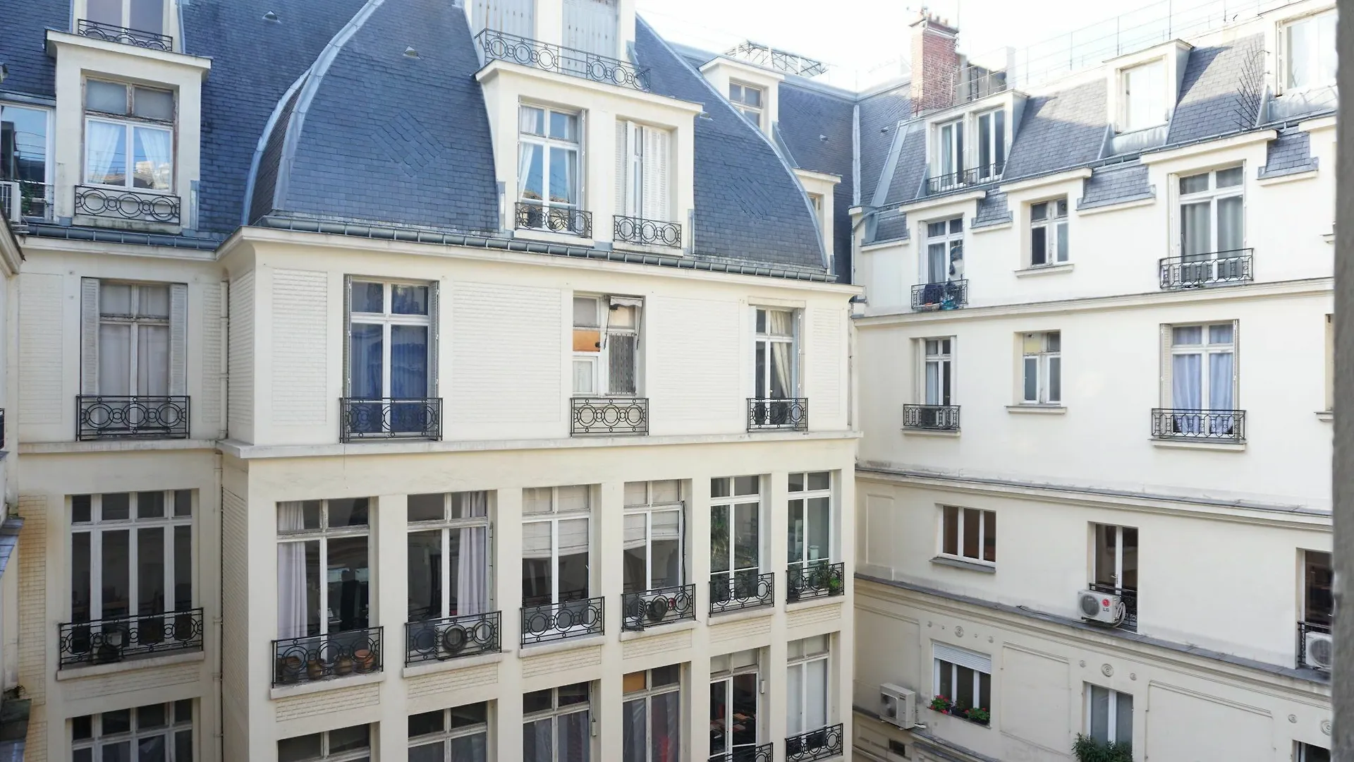 Apartment Champs Elysees 2 Pieces 8 *